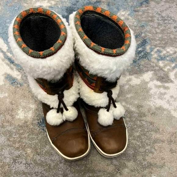 Helly Hansen Muk Luk Winter boots - Picture 4 of 5